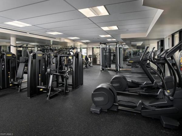 Le Parc At Park Shore, 4951 Gulf Shore Blvd N #1204, Naples, Florida 34103, image 2