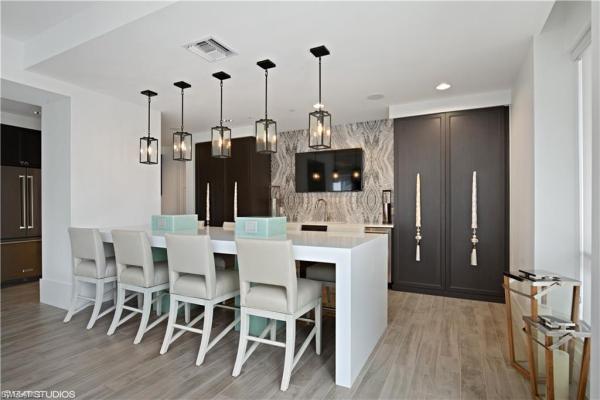 Naples Square, 1035 3rd Ave S #414, Naples, Florida 34102, image 2