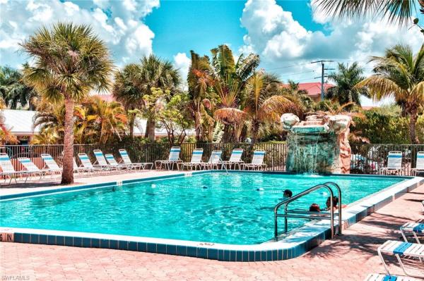 Riviera Club, 7500 Estero Blvd #202, Fort Myers Beach, Florida 33931, image 2
