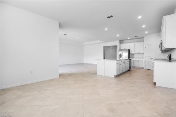 3927 45th Ln, Cape Coral, Florida 33993, image 1