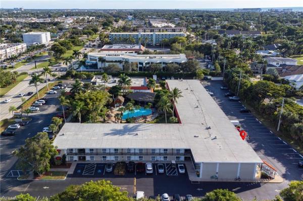 Gulfcoast Inn Of Naples, 2555 N Tamiami Trl #204, Naples, Florida 34103, image 2
