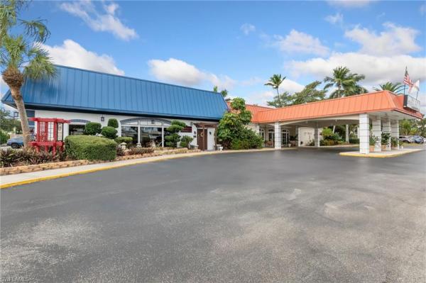 2555 Tamiami Trl N #204, Naples, Florida 34103, image 1