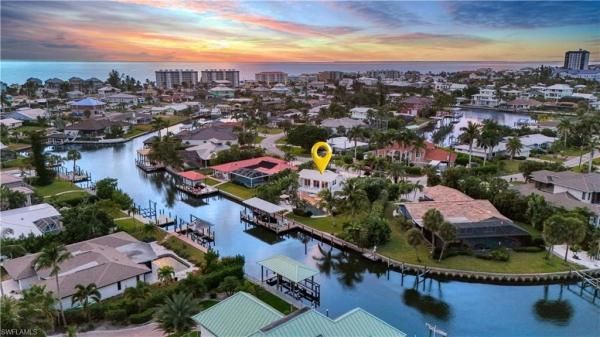 Glenview, 490 Randy Ln, Fort Myers Beach, Florida 33931, image 3