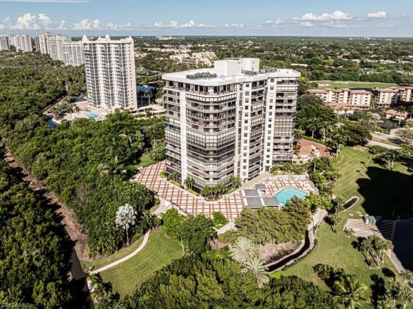 6075 Pelican Bay Blvd #203, Naples, Florida 34108, image 1
