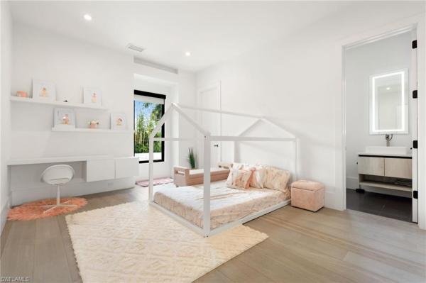 The Moorings, 641 Starboard Dr, Naples, Florida 34103, image 1