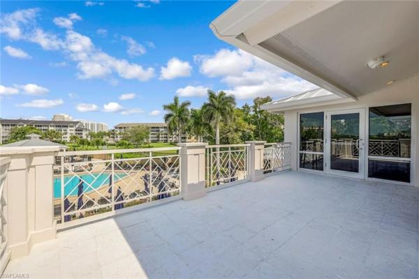 425 Cove Tower Dr #403, Naples, Florida 34110, image 1