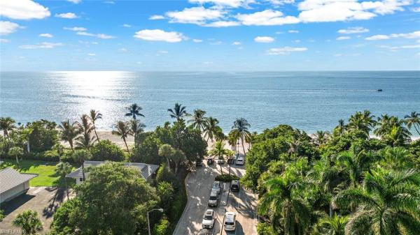 Olde Naples, 1441 S Gulf Shore Blvd, Naples, Florida 34102, image 2