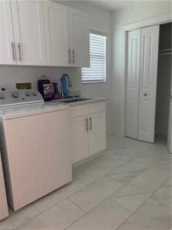 Royal Arms Villas, 310 Carnaby Ct, Naples, Florida 34112, image 2