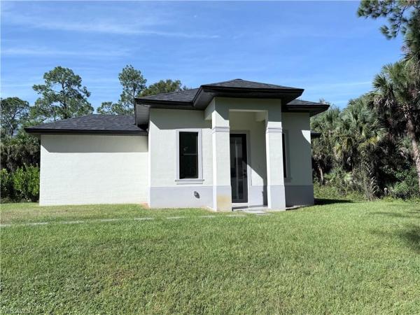 Golden Gate Estates, 2266 S Desoto Blvd, Naples, Florida 34117, image 2