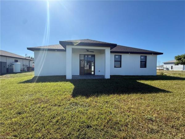 Lehigh Acres Residential, 4218 SW 26th St, Lehigh Acres, Florida 33976, image 1
