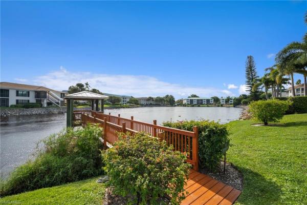 Riviera Club At The Moorings, 3150 Binnacle Dr #207, Naples, Florida 34103, image 2