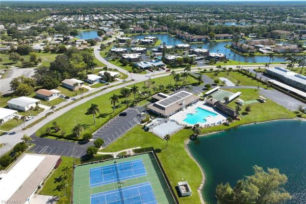 Riviera Golf Estates, 214 Marseille Dr, Naples, Florida 34112, image 2