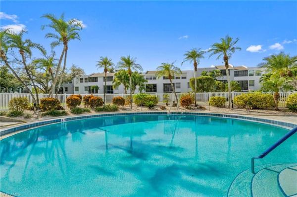 Bermuda Club, 5959 Winkler Rd #114, Fort Myers, Florida 33919, image 2