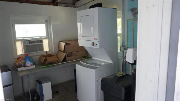 North Fort Myers No HOA, 123 Standish Cir, North Fort Myers, Florida 33903, image 1