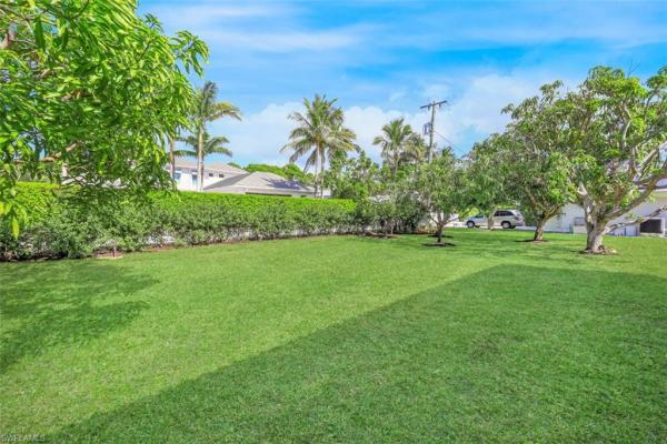 Ridge Lake At Olde Naples, 677 5th Ave N #, Naples, Florida 34102, image 1