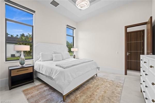 Oakes Estates, 2272 Oakes Blvd, Naples, Florida 34119, image 2