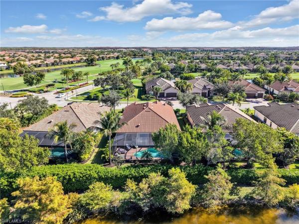 Bonita National Golf & Country Club, 28524 Longford Ct, Bonita Springs, Florida 34135, image 2