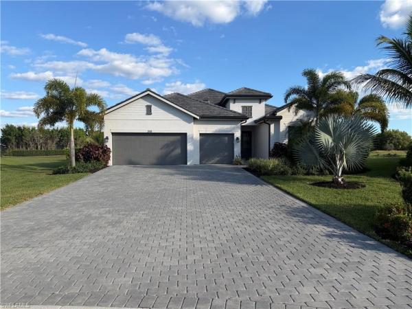 Marsh Cove, 3118 Heather Glen Ct, Naples, Florida 34114, image 1