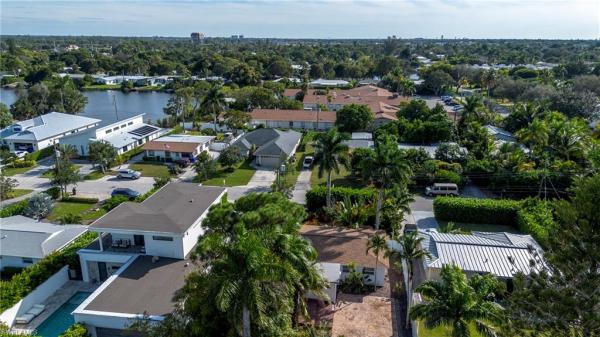 Sun Terrace, 1235 Rordon Ave, Naples, Florida 34103, image 3