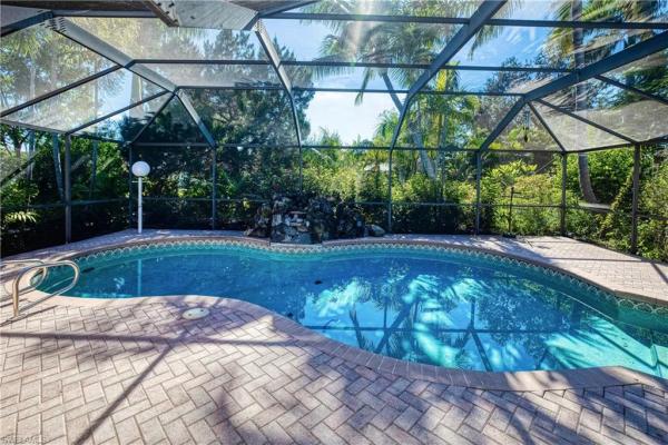 Tanglewood, 1320 Kingswood Ct, Fort Myers, Florida 33919, image 2