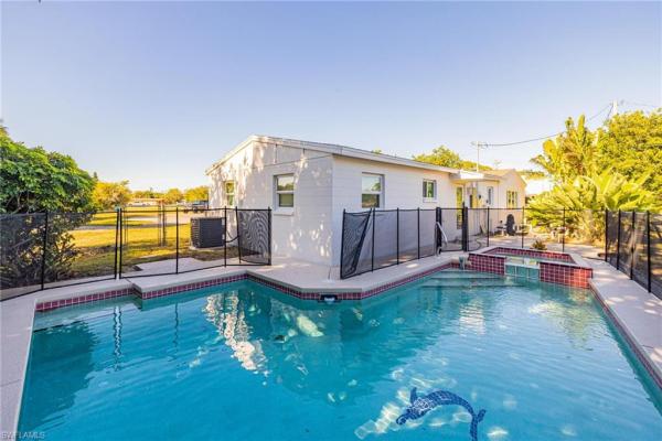 Lehigh Acres Residential, 204 Alabama Ct, Lehigh Acres, Florida 33936, image 1