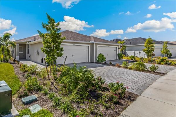 17716 Palmetto Pass Ln, Babcock Ranch, Florida 33982, image 2