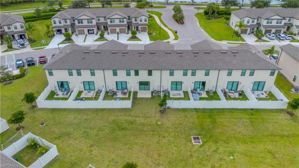 Portico, 14310 Oviedo Pl, Fort Myers, Florida 33905, image 1