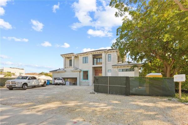 Park Shore, 3840 Crayton Rd, Naples, Florida 34103, image 1