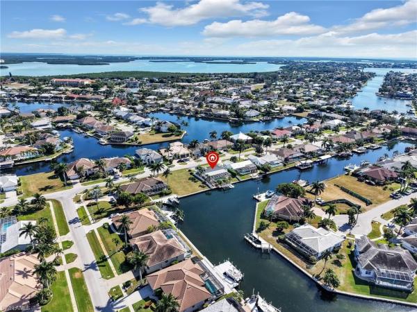Marco Beach, 84 Gulfport Ct, Marco Island, Florida 34145, image 2