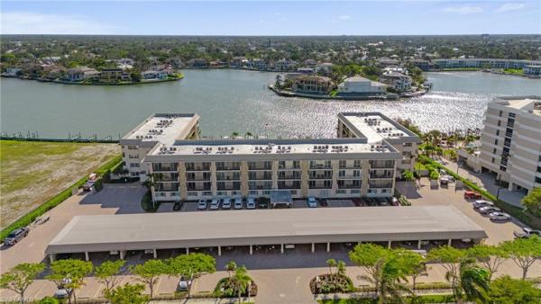 Coquina Club, 3200 N Gulf Shore Blvd #106, Naples, Florida 34103, image 3