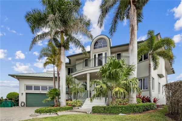 Marco Beach, 940 Tulip Ct, Marco Island, Florida 34145, image 1