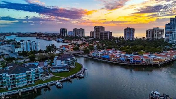 Park Shore Landings, 205 Park Shore Dr #4-413, Naples, Florida 34103, image 2
