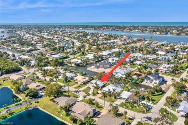 Royal Harbor, 1696 Sandpiper St, Naples, Florida 34102, image 3