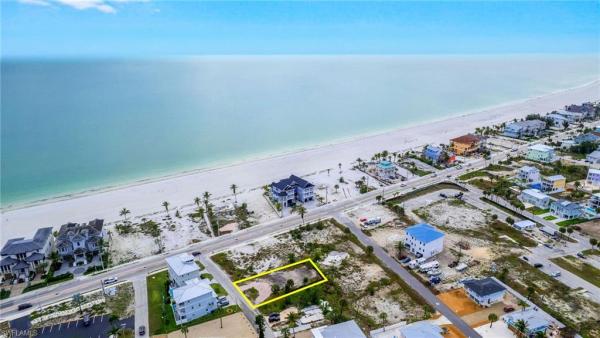 Cases, 101 Anchorage St, Fort Myers Beach, Florida 33931, image 3