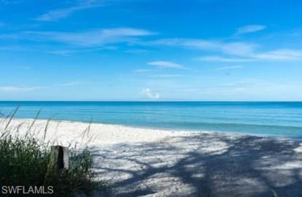 213 Bay Meadows Dr, Naples, Florida 34113, image 1