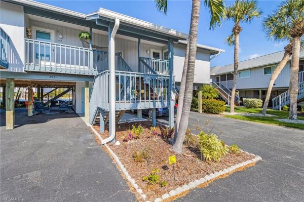 Captain's Cove, 16379 Boyce Dr #204, Bokeelia, Florida 33922, image 3