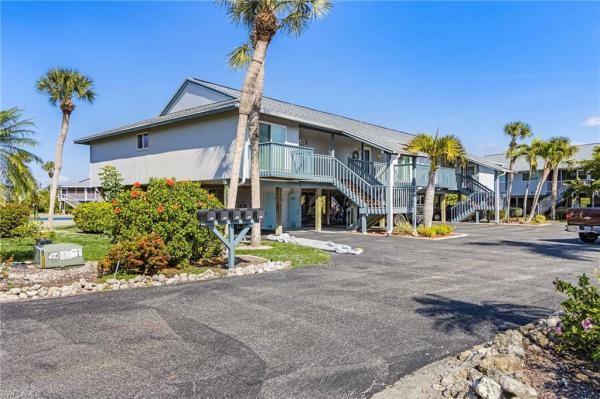 Captain's Cove, 16379 Boyce Dr #204, Bokeelia, Florida 33922, image 2