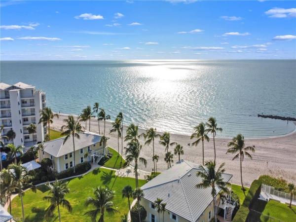 The Moorings, 216 Spring Line Dr, Naples, Florida 34102, image 1