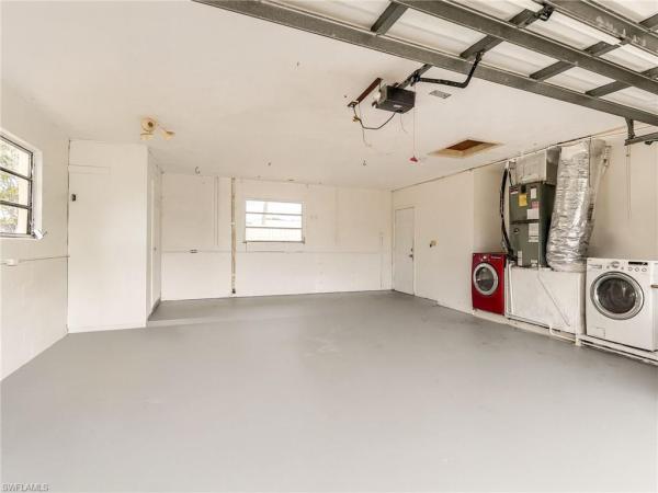 Yacht Club, 5207 Willow Ct, Cape Coral, Florida 33904, image 2