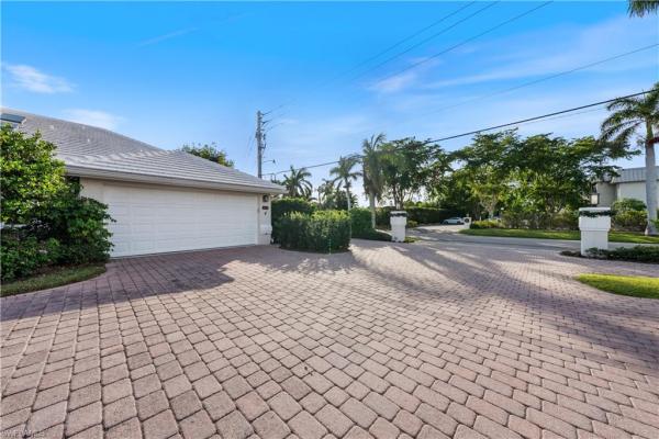 Belair At Park Shore, 3624 Belair Ln #13, Naples, Florida 34103, image 3