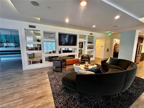 Naples Square, 1030 3rd Ave S #208, Naples, Florida 34102, image 2