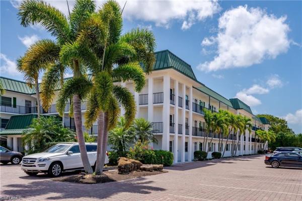 3030 Binnacle Dr #107, Naples, Florida 34103, image 1