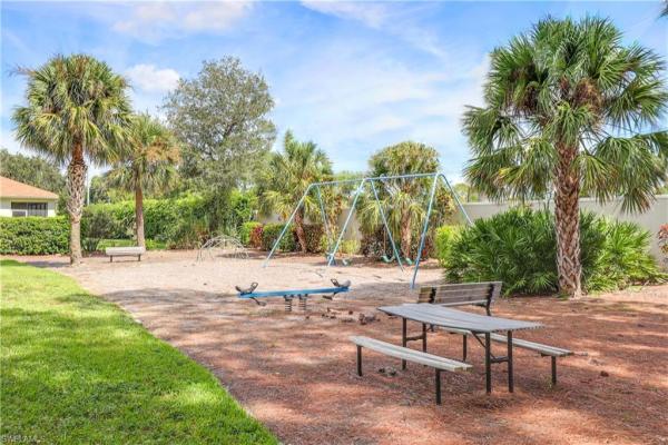 Maplewood, 223 Stanhope Cir, Naples, Florida 34104, image 1