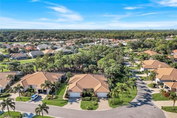 Hunters Ridge Golf & Country Club, 12694 Fox Ridge Dr, Bonita Springs, Florida 34135, image 2