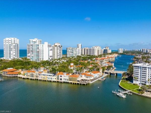 2750 Gulf Shore Blvd N #204, Naples, Florida 34103, image 1