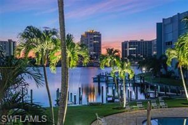 Colony Gardens At Park Shore, 400 Park Shore Dr #102, Naples, Florida 34103, image 3