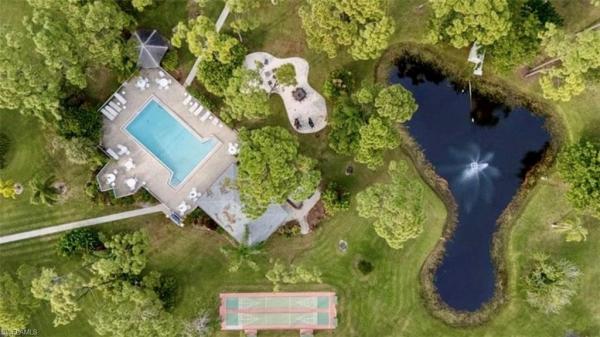 Foxmoor 2, 7104 Nantucket Cir #2, North Fort Myers, Florida 33917, image 2