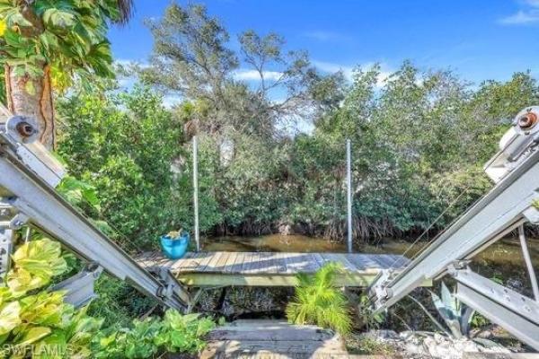 27196 Belle Rio Dr, Bonita Springs, Florida 34135, image 2