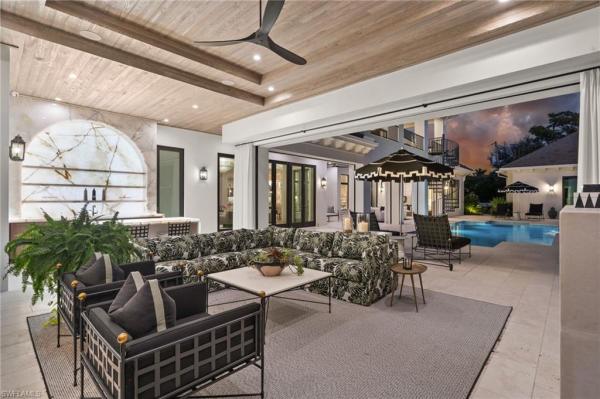 Pine Ridge Estates, 142 Eugenia Dr, Naples, Florida 34108, image 2