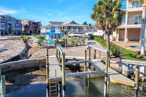 Laguna Shores, 100 Tarpon Rd, Fort Myers Beach, Florida 33931, image 3